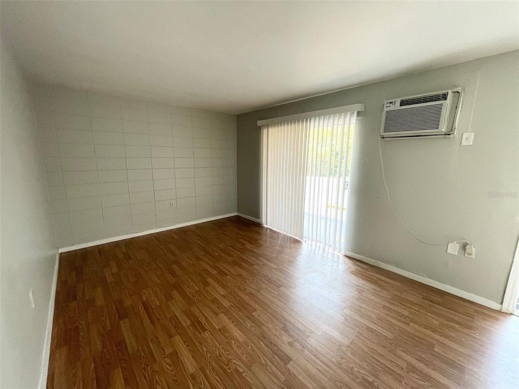 1343 W Point Drive - Photo 2