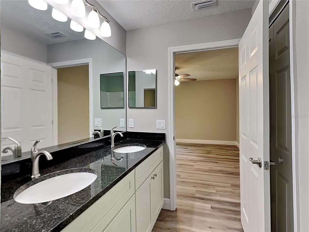 9399 N Del Rio Way - Photo 7