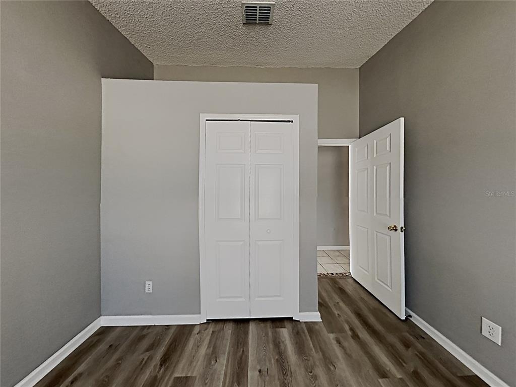 7135 Edgewater Shores Court - Photo 9