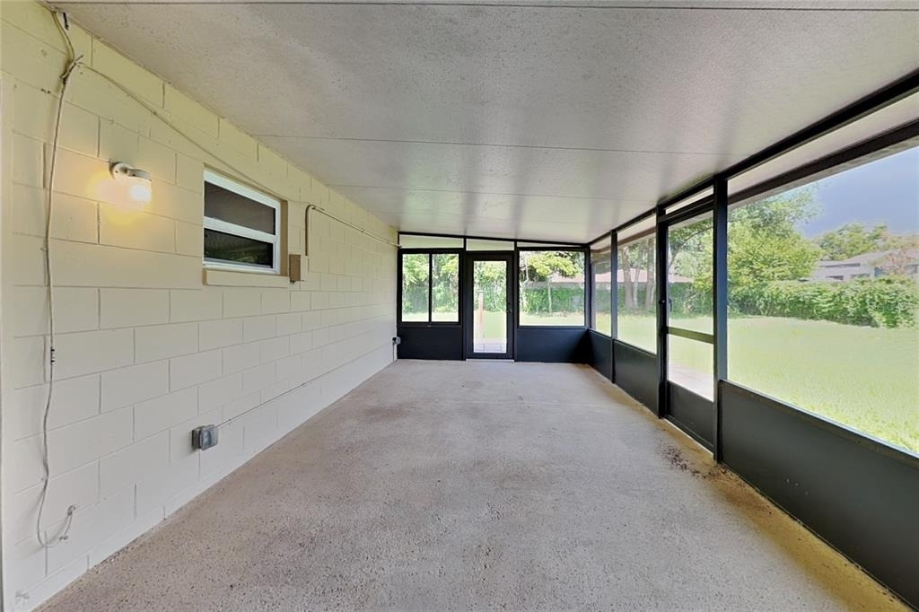 1016 Manchester Circle - Photo 15
