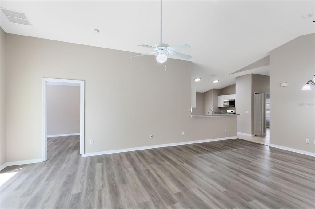 139 Ridgebrook Court - Photo 7
