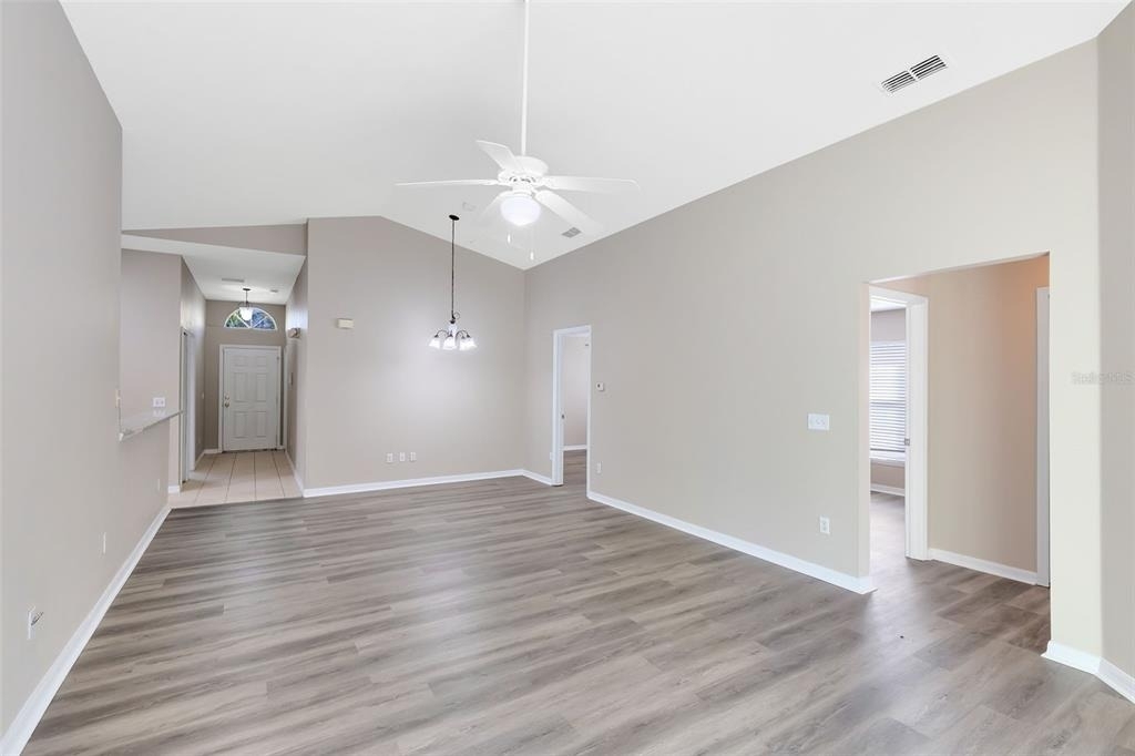 139 Ridgebrook Court - Photo 8