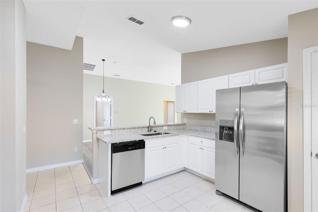 139 Ridgebrook Court - Photo 3