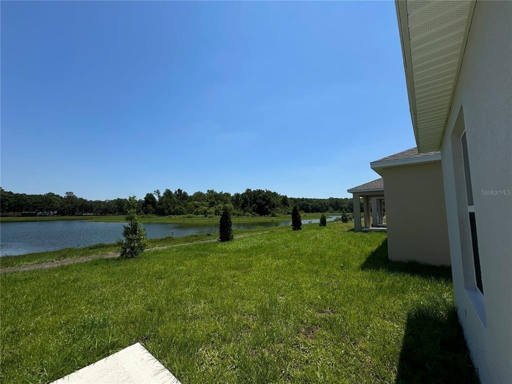 4039 Ambrose Avenue - Photo 15
