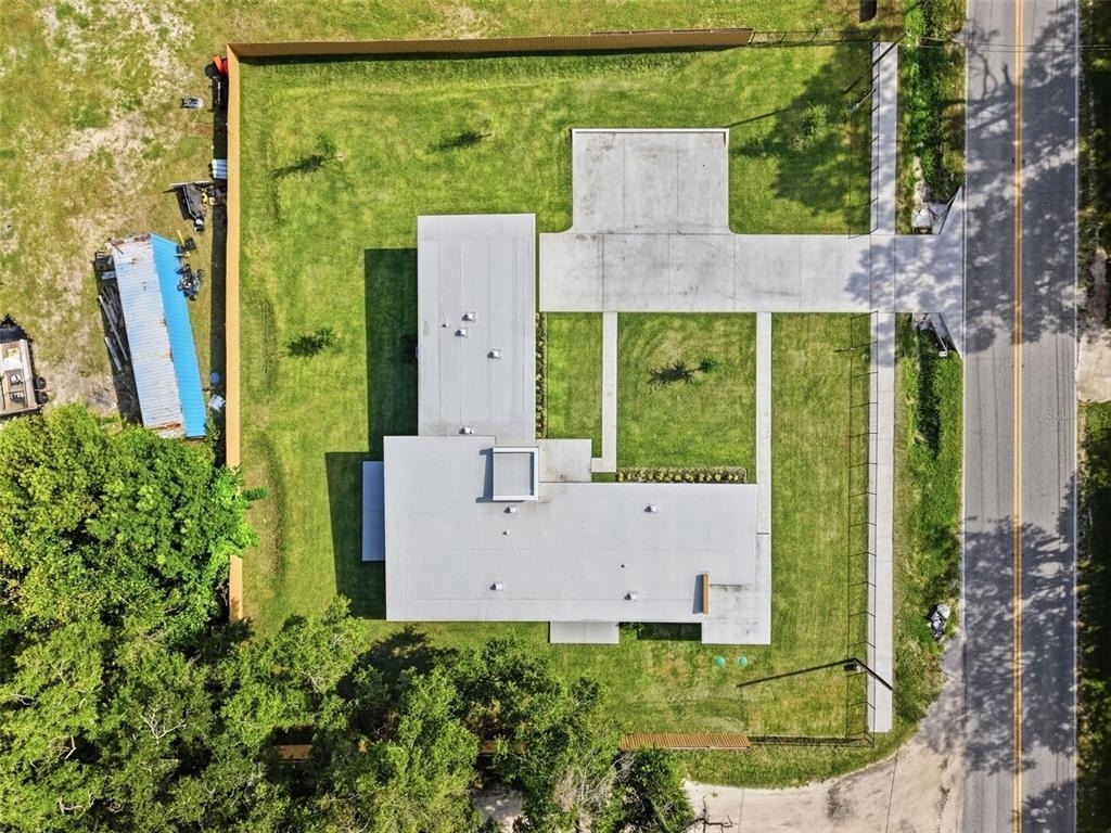 561 N Thompson Road - Photo 37