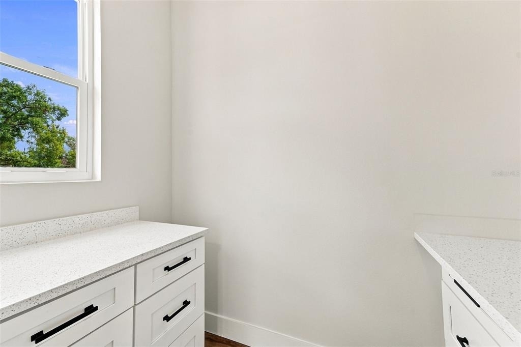 561 N Thompson Road - Photo 27