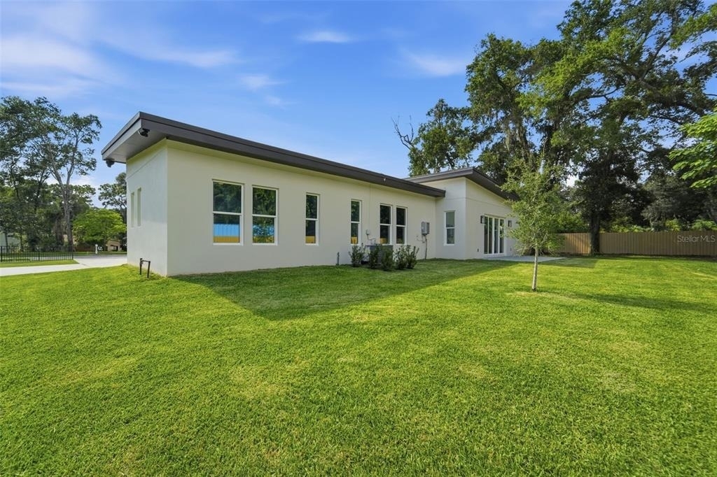 561 N Thompson Road - Photo 34