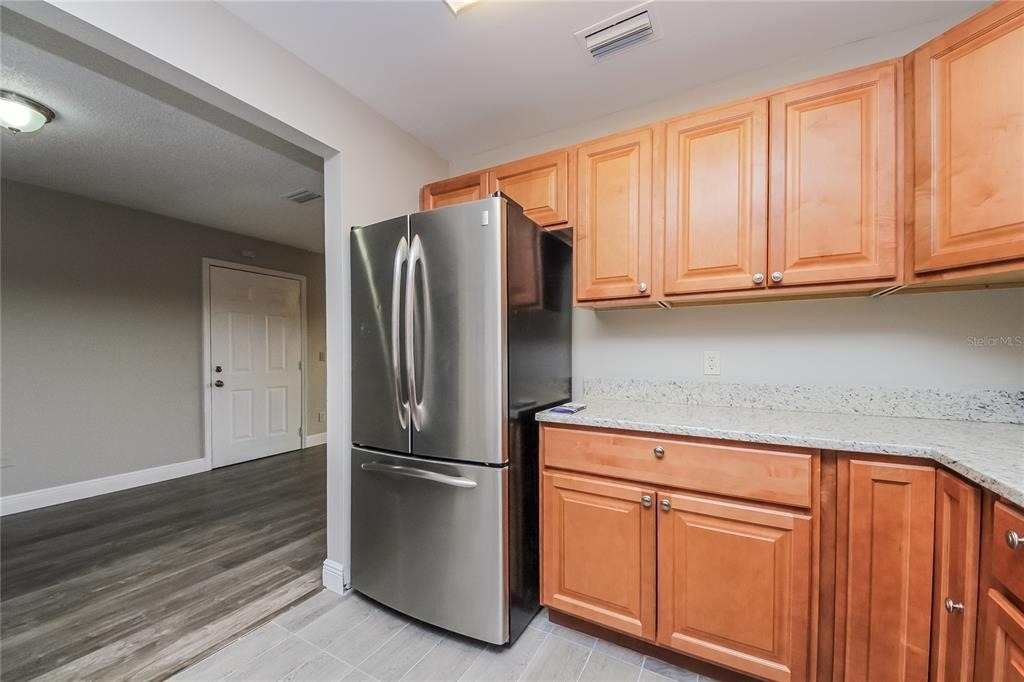 660 Mckinley Court - Photo 4