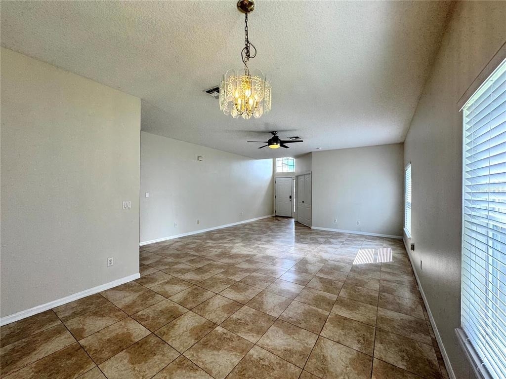 450 Casting Court - Photo 5