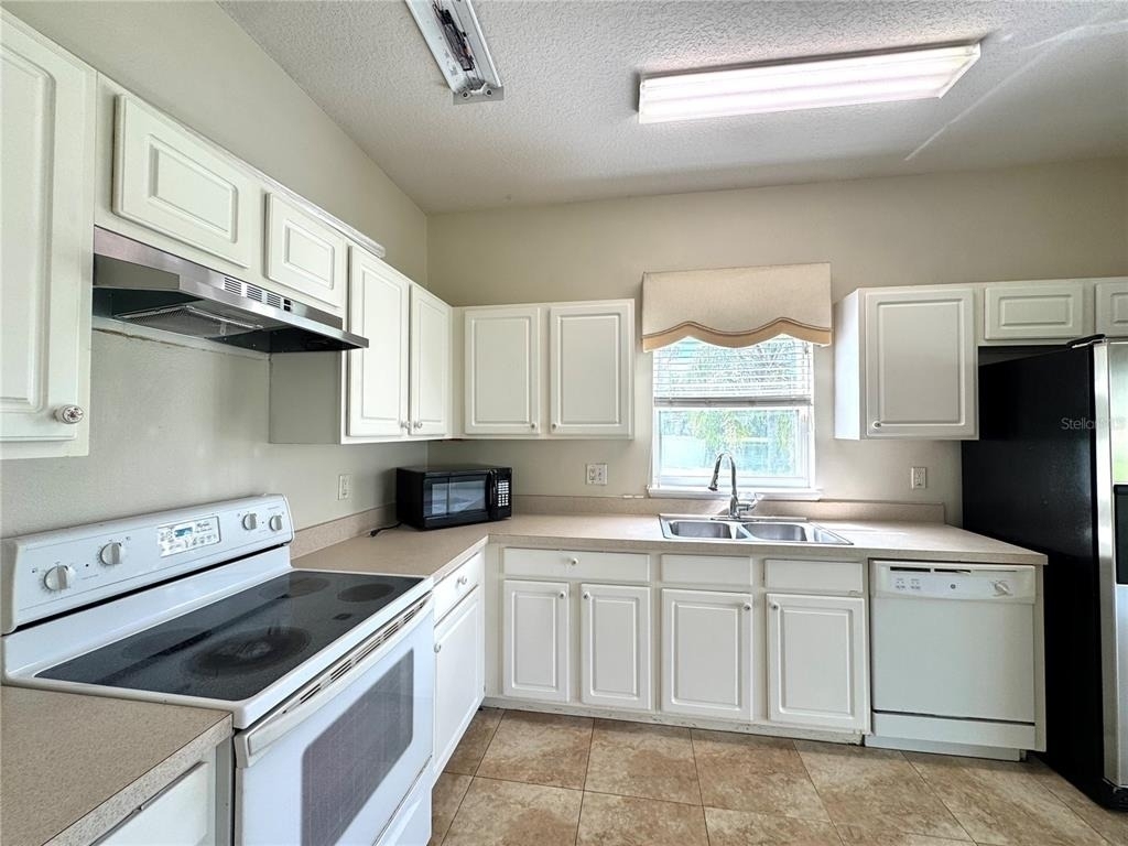 450 Casting Court - Photo 7