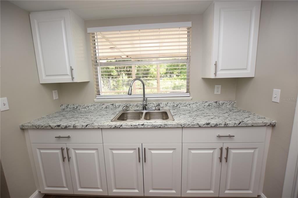 1224 Waterview Boulevard E - Photo 4