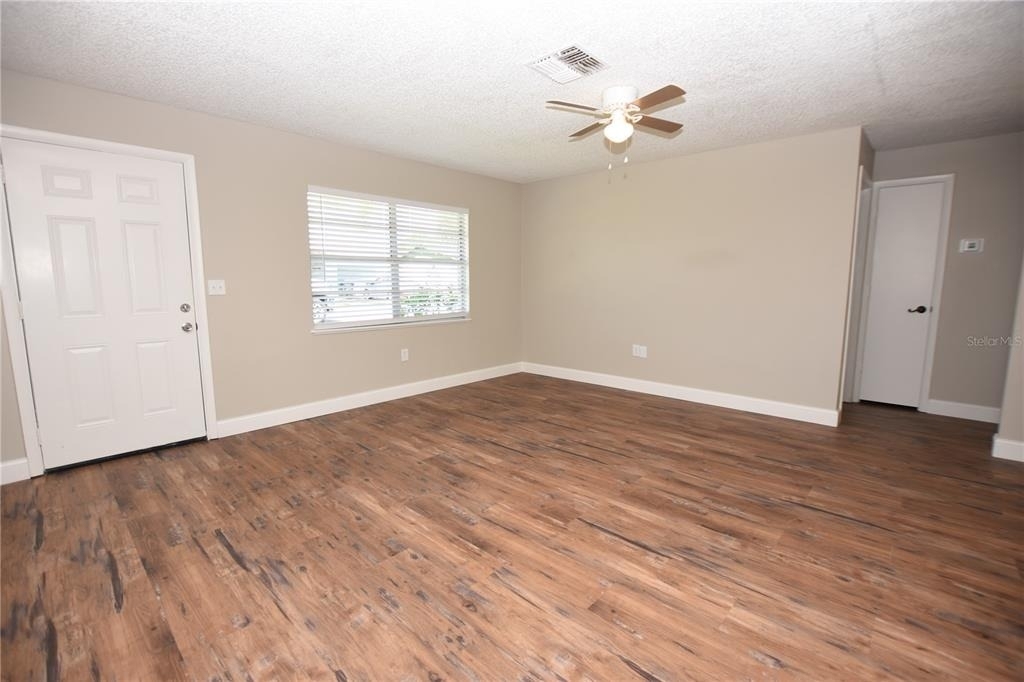 1224 Waterview Boulevard E - Photo 7