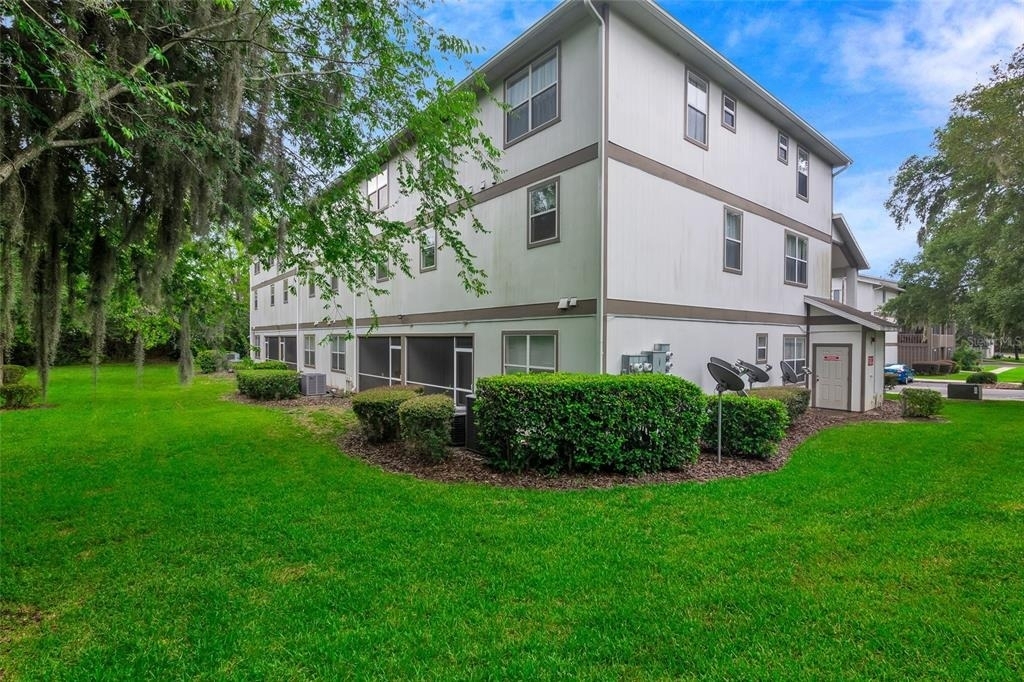 6519 W Newberry Road - Photo 1