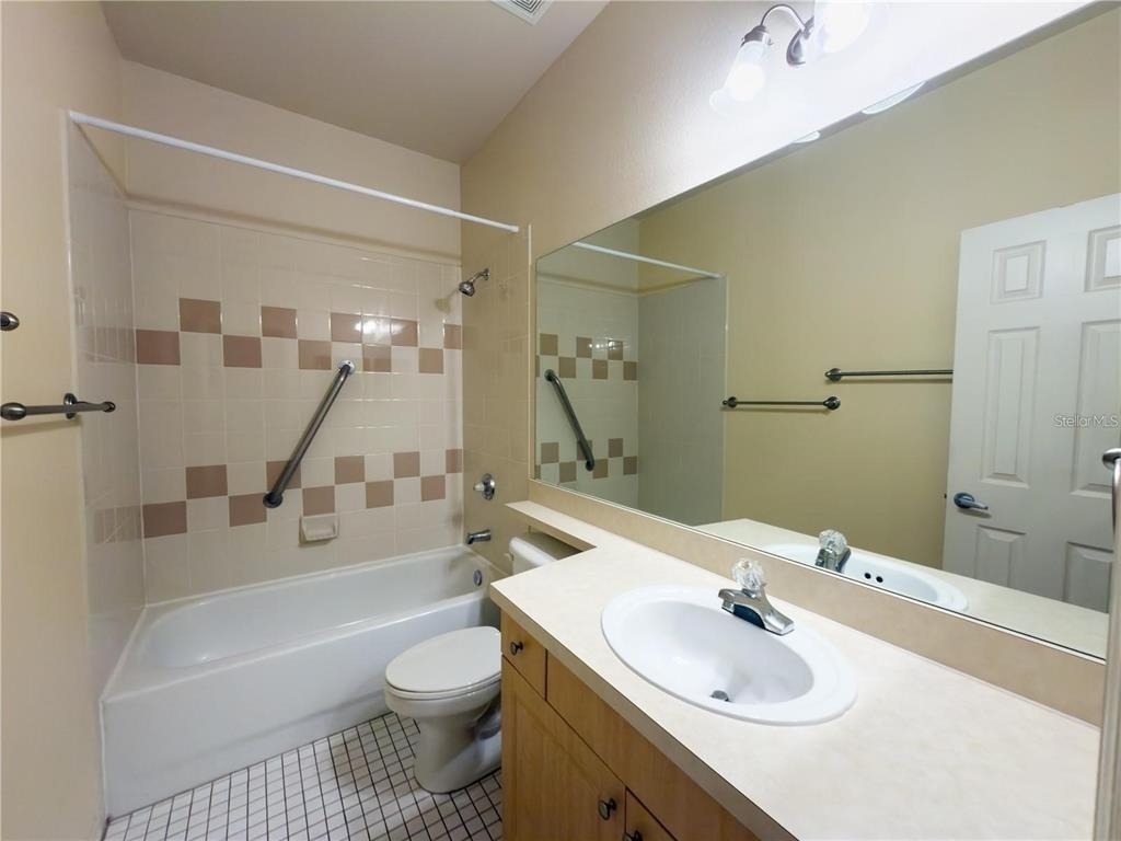 7669 Plantation Circle - Photo 17