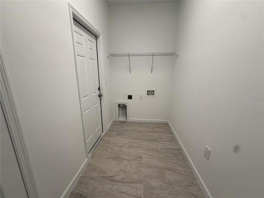 2964 Wells Avenue - Photo 16