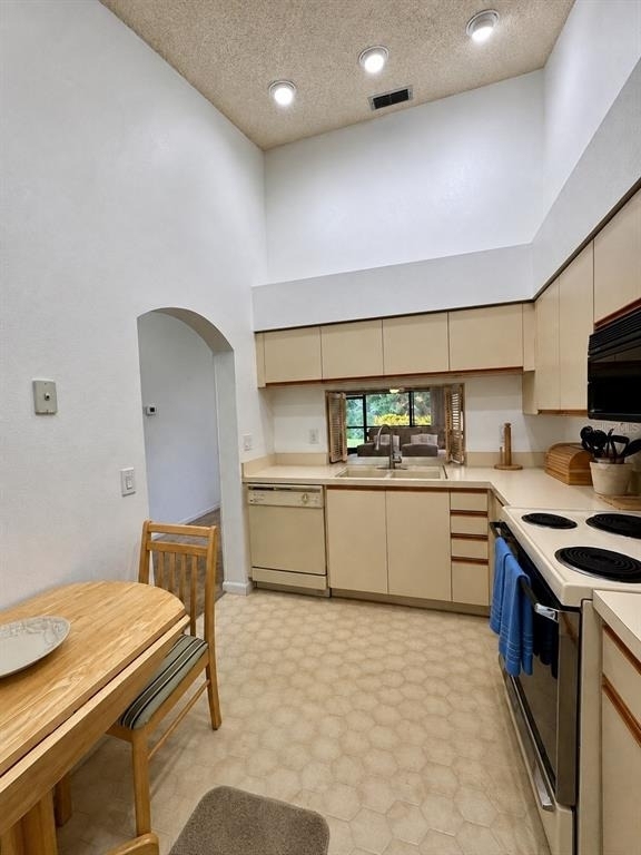 4529 Morningside - Photo 9