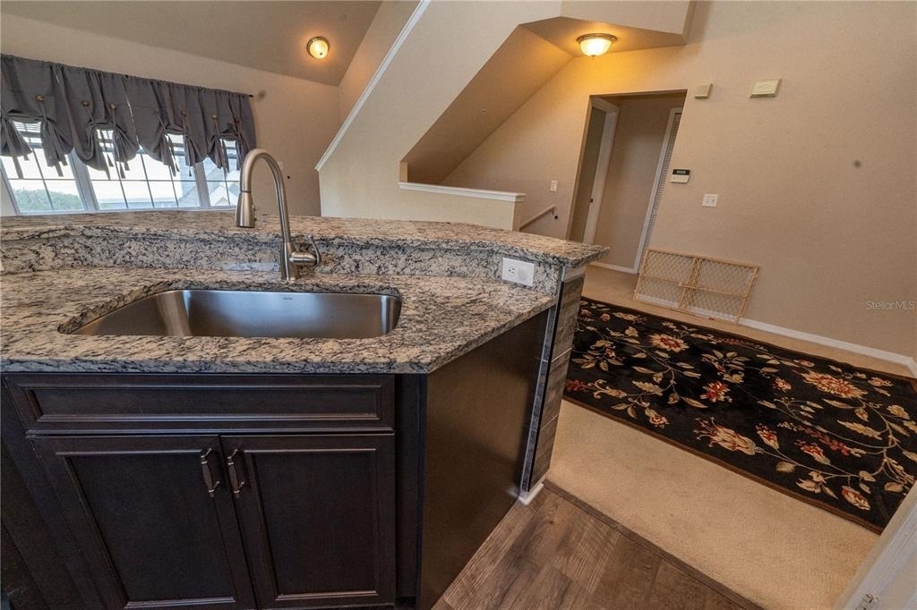 5511 Rosehill Road - Photo 6
