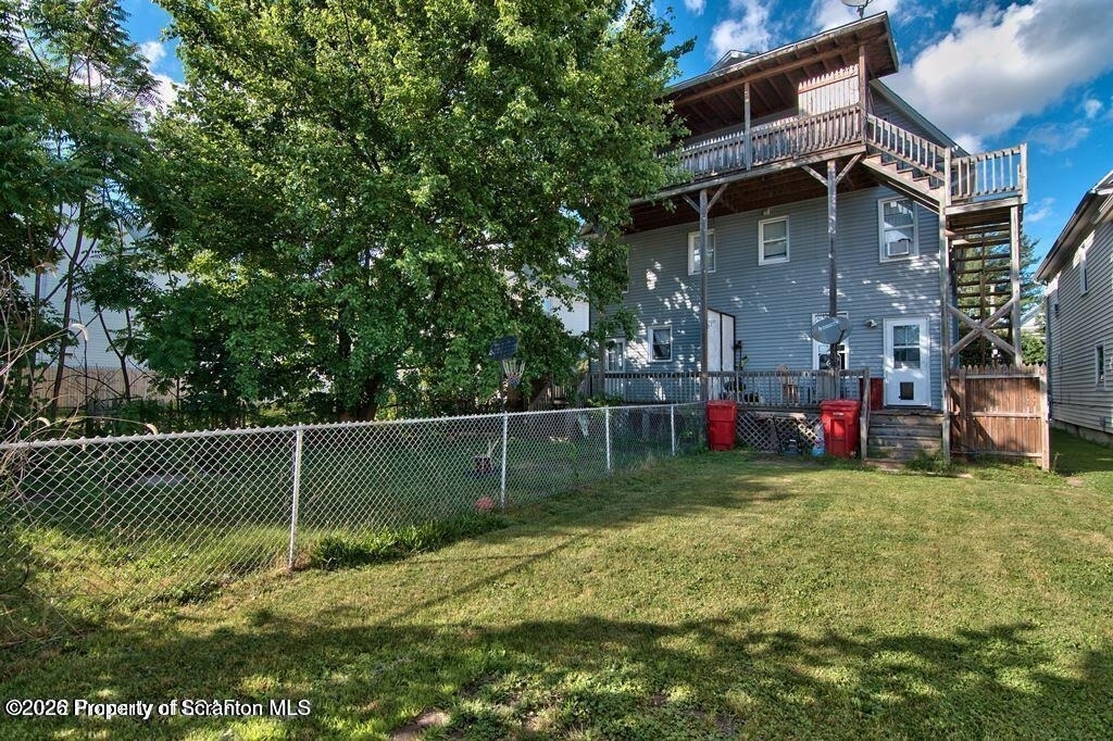 34 1/2 John Street - Photo 2