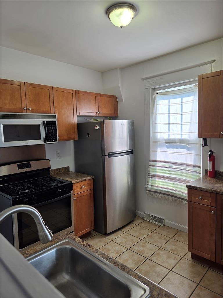 2440 S 4th Street - Photo 4