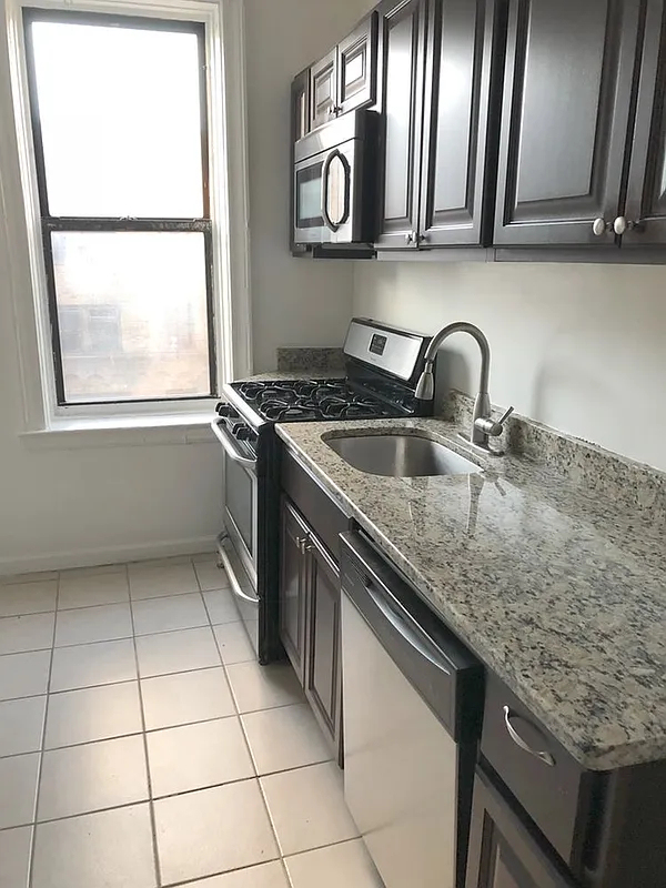 37-06 81st Street - Photo 3