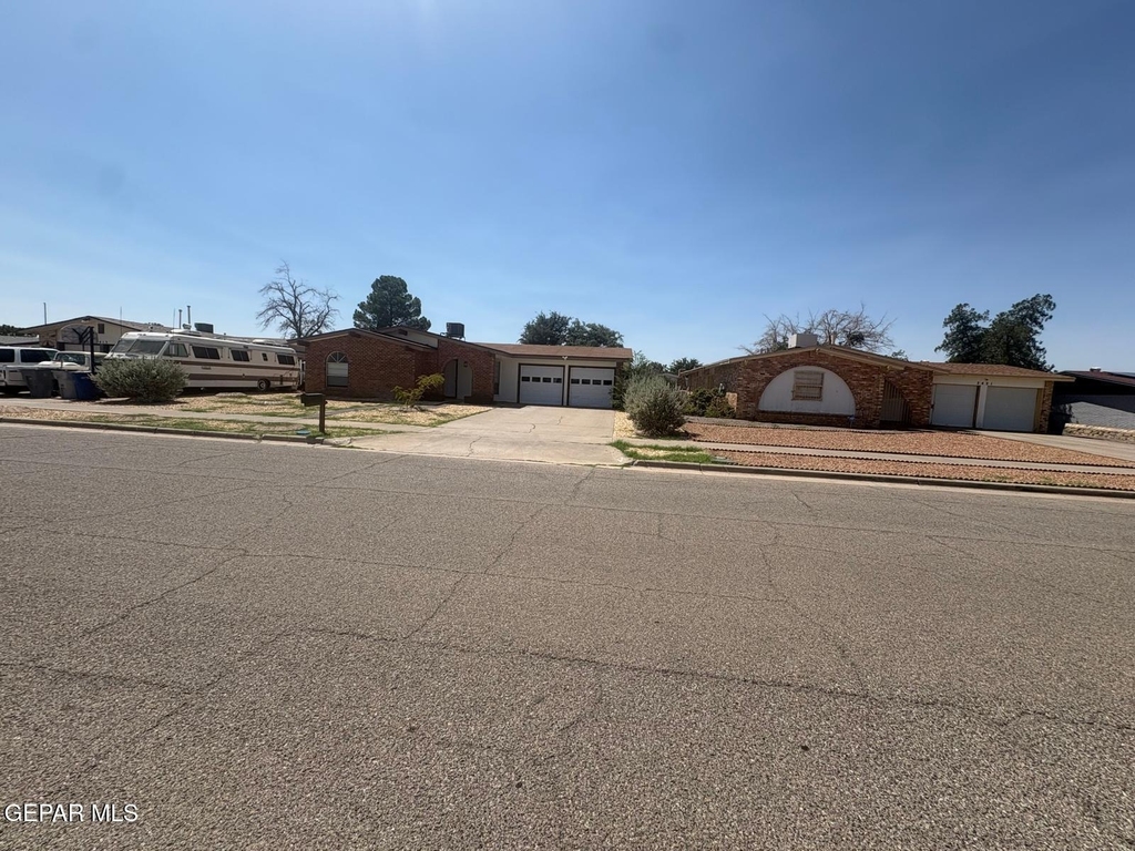 3417 Guthrie Street - Photo 1