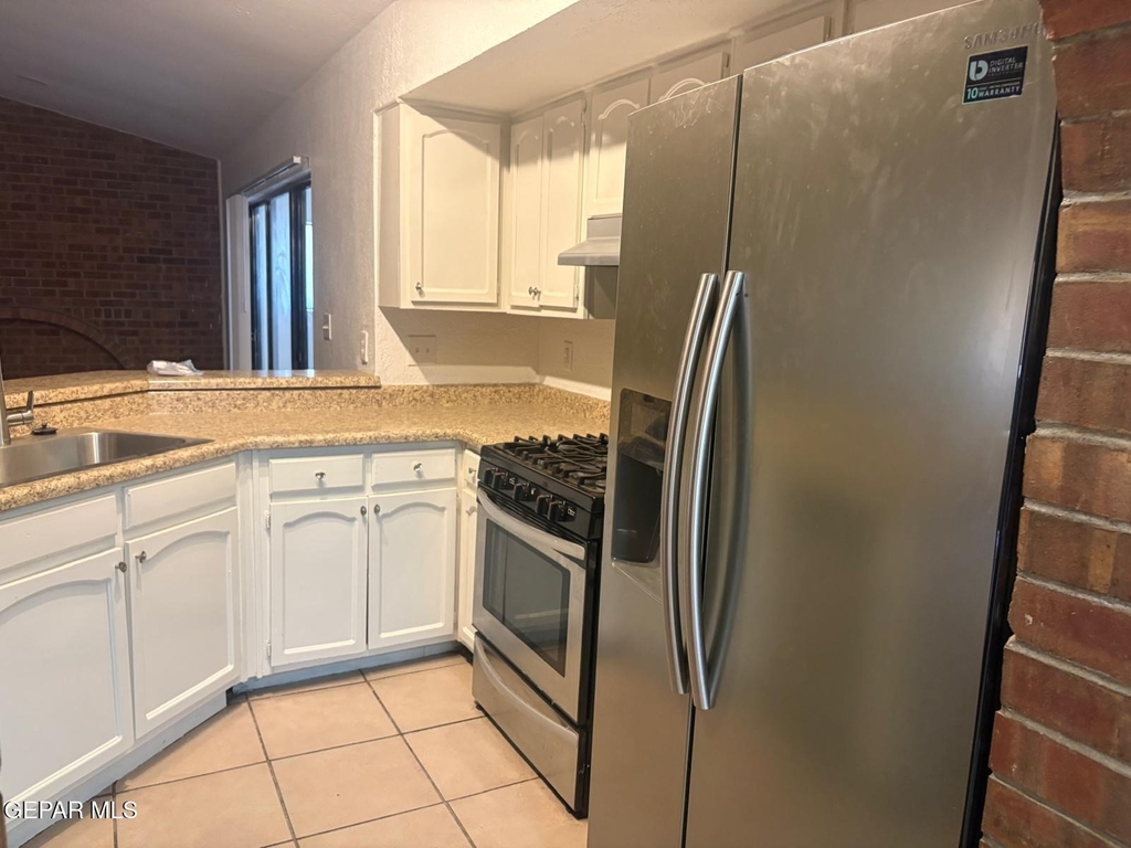 3417 Guthrie Street - Photo 8