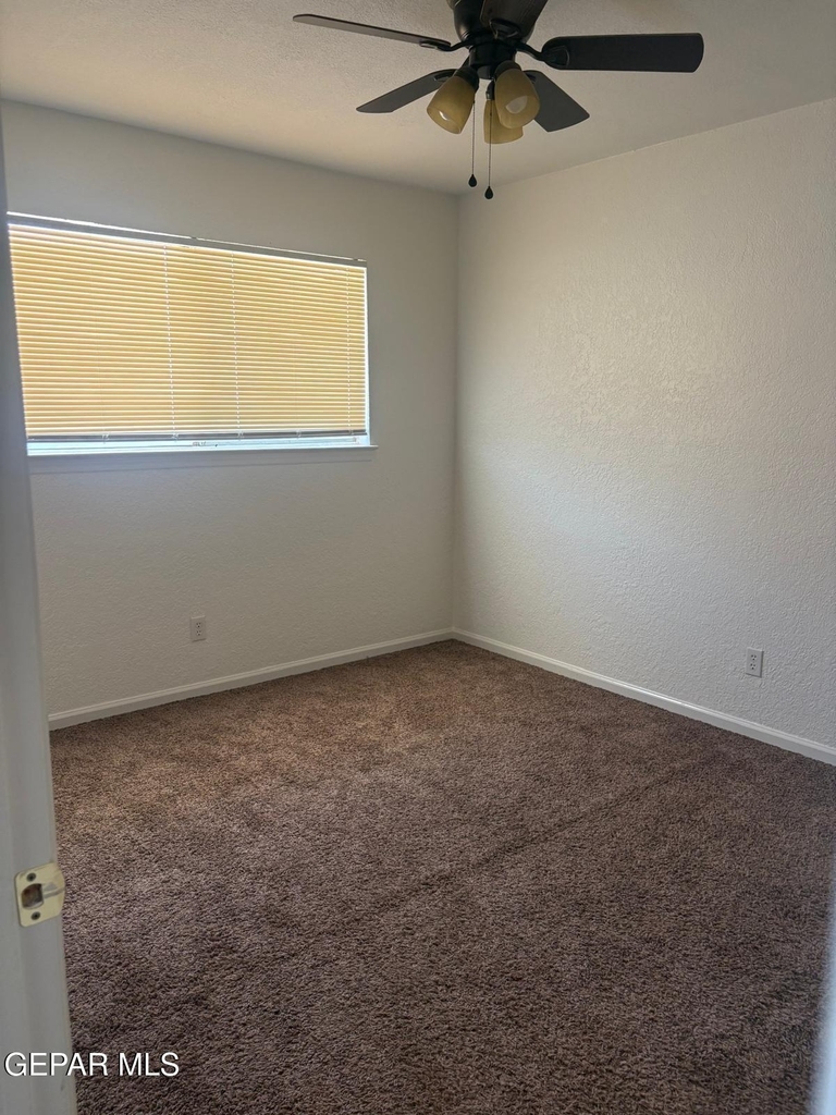 3417 Guthrie Street - Photo 13