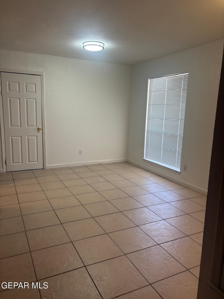 3417 Guthrie Street - Photo 10