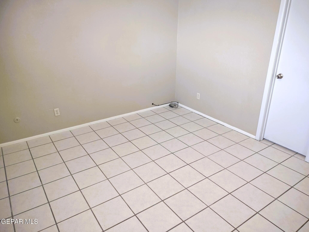 725 Arredondo Drive - Photo 12