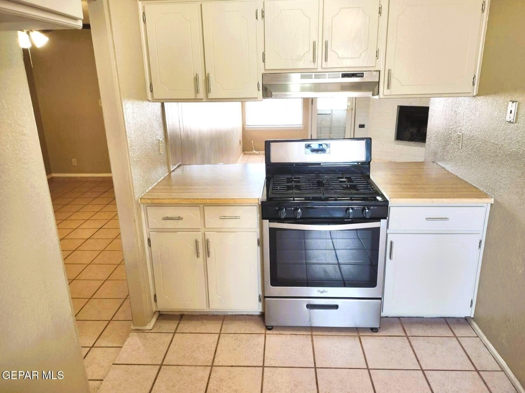 725 Arredondo Drive - Photo 10