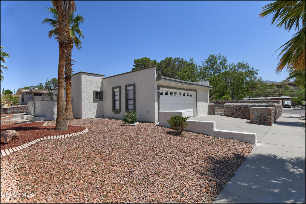 6300 Jebel Way - Photo 5