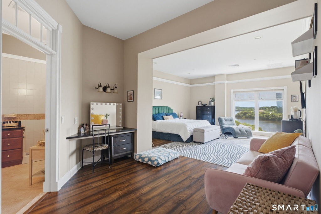 586 Thames Street - Photo 19