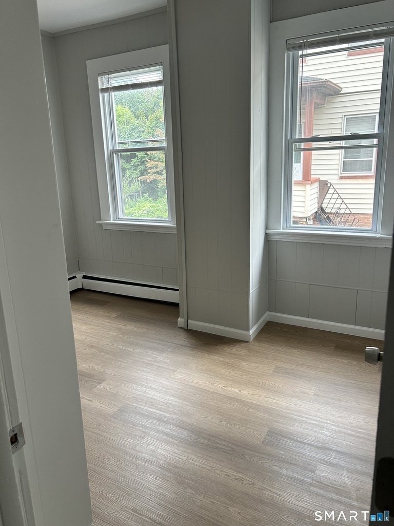 83 Pleasant Street - Photo 4