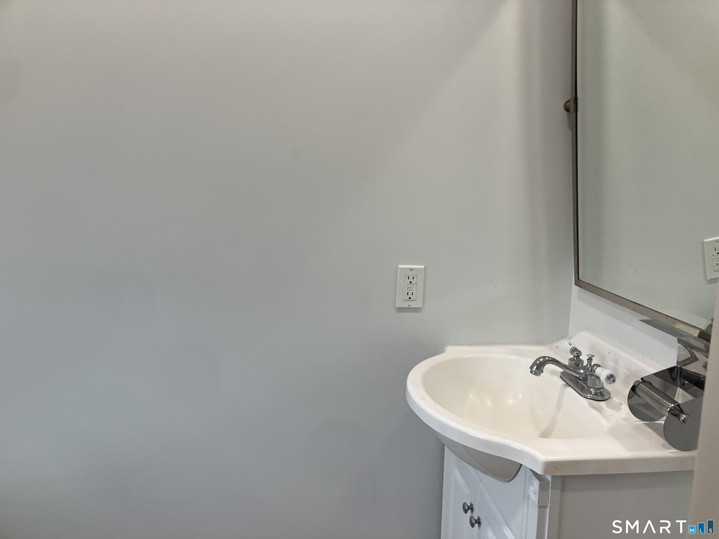 490 Danbury Road - Photo 19