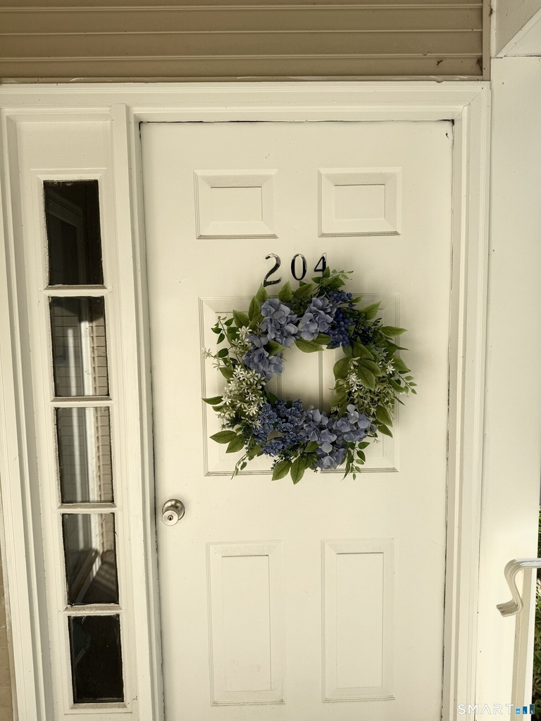 204 Country Club Court - Photo 1