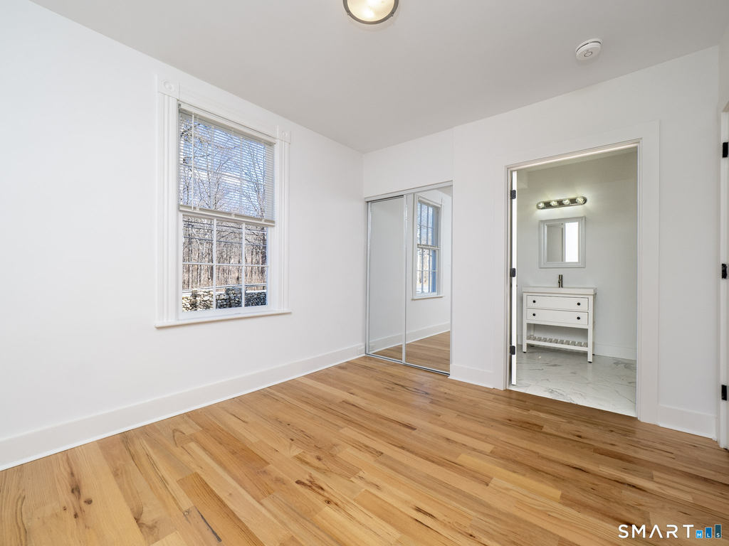 523 Danbury Road - Photo 8