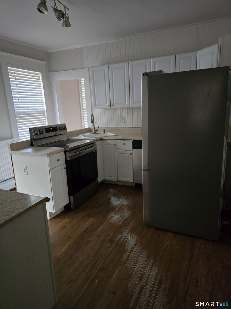164 Pythian Avenue - Photo 8