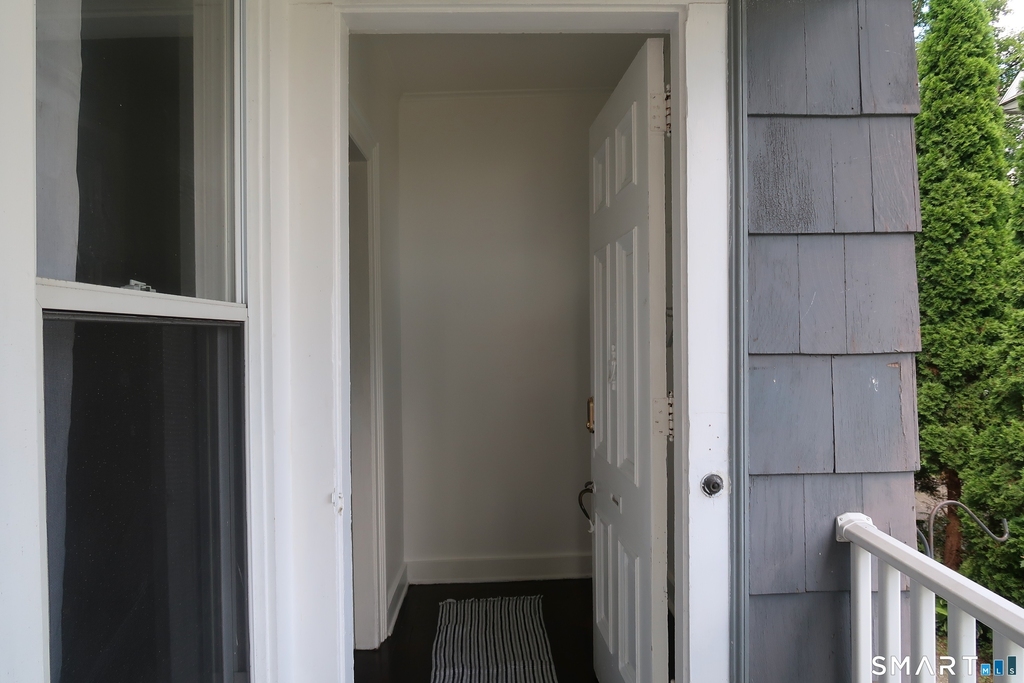 8 Rockwell Avenue - Photo 1