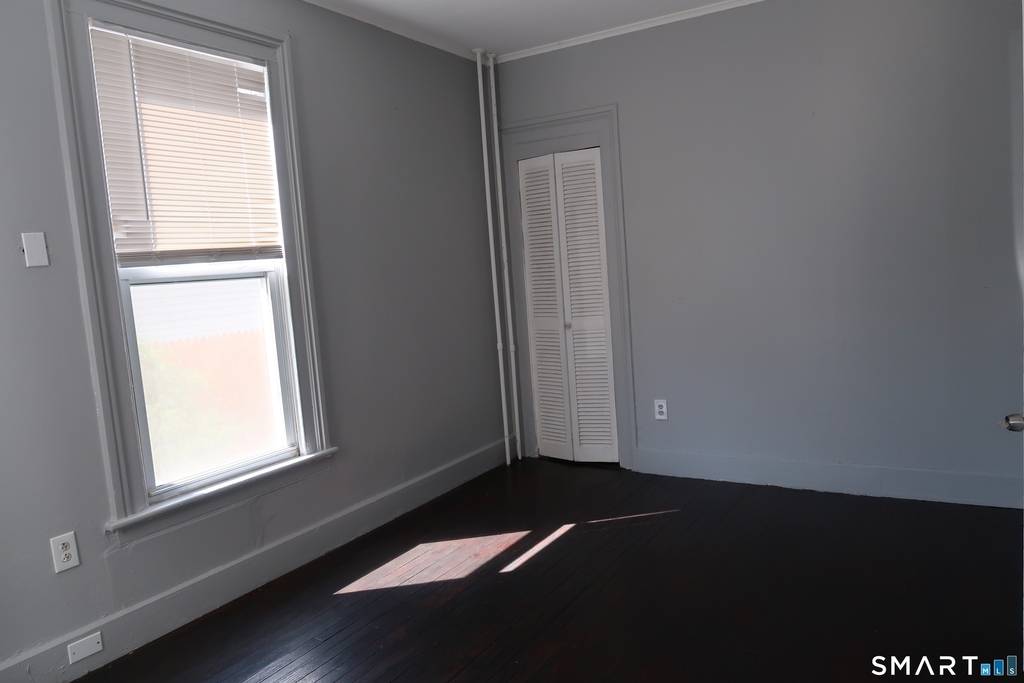 8 Rockwell Avenue - Photo 8
