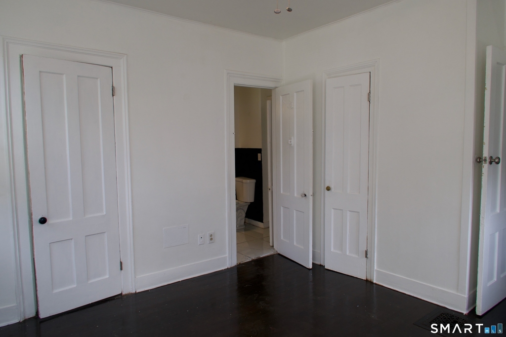 8 Rockwell Avenue - Photo 19