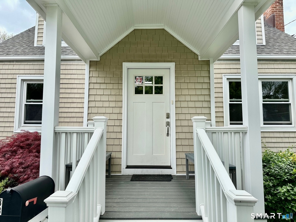 33 Emerson Street - Photo 2