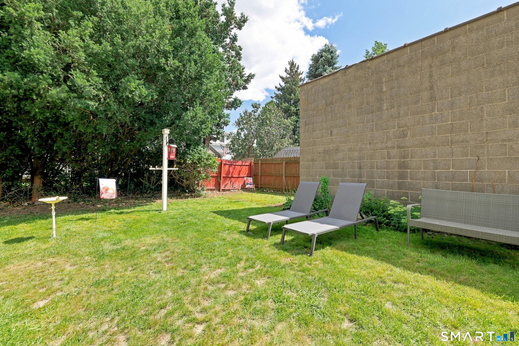 116 Swanson Avenue - Photo 2