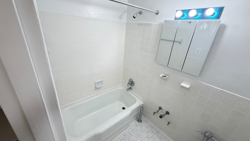 102-30 67th Avenue - Photo 16