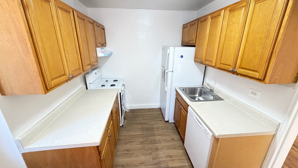 102-30 67th Avenue - Photo 0