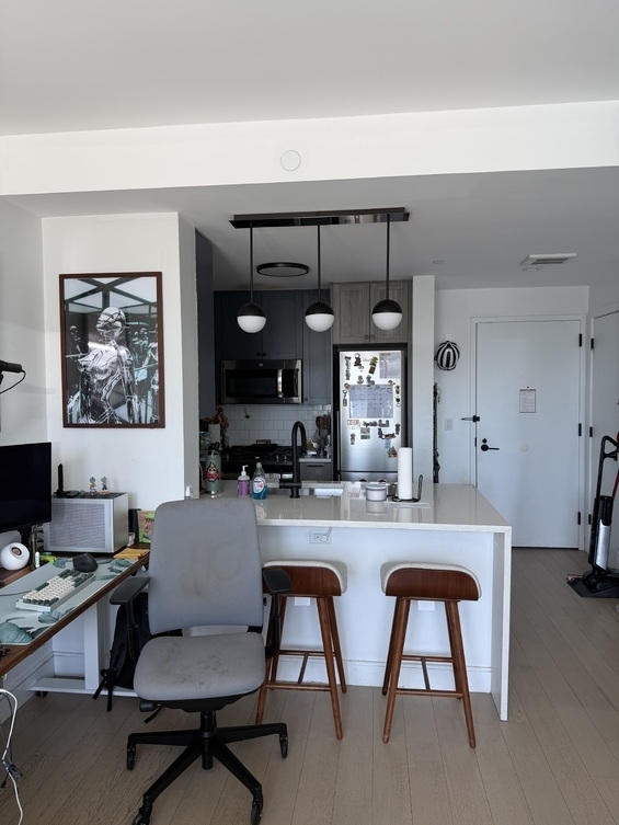36-20 Steinway Street - Photo 1