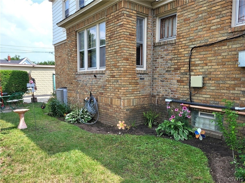 616 Teall Avenue - Photo 2