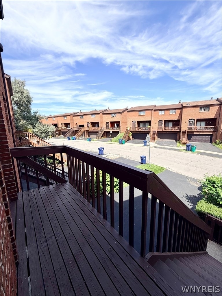 340 Lakefront Boulevard - Photo 3