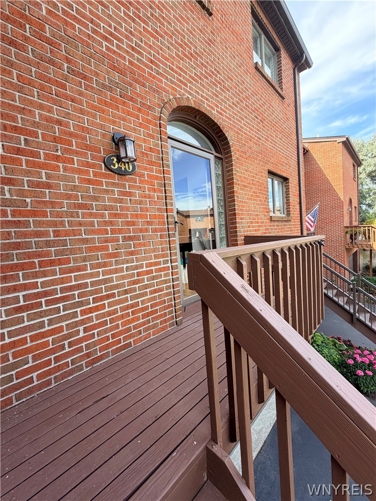 340 Lakefront Boulevard - Photo 2
