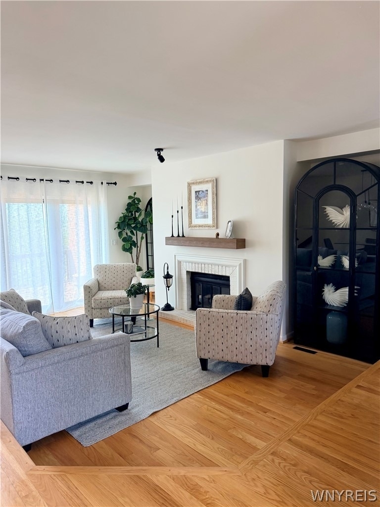 340 Lakefront Boulevard - Photo 10