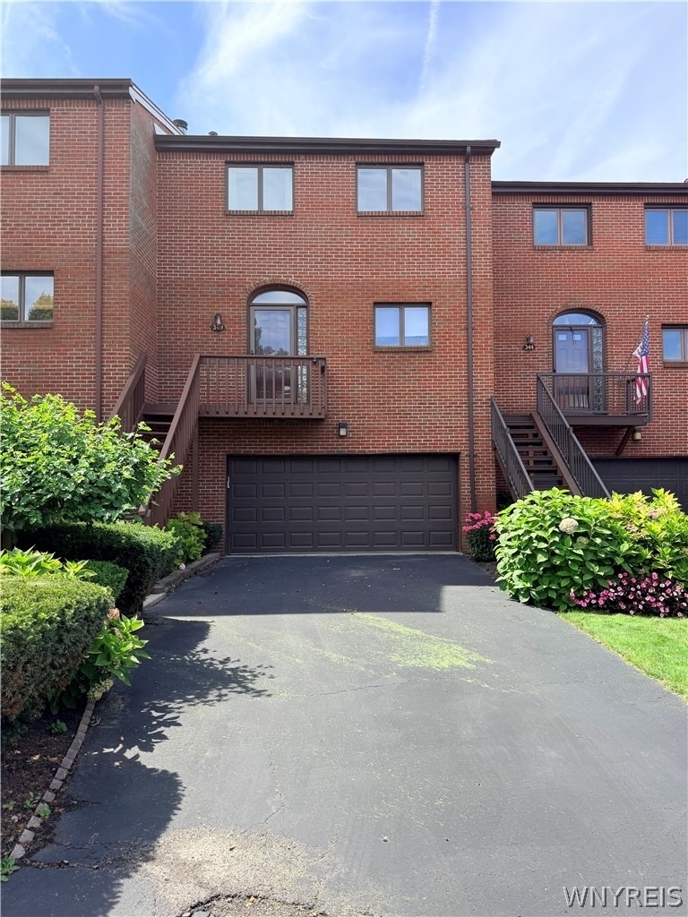 340 Lakefront Boulevard - Photo 0